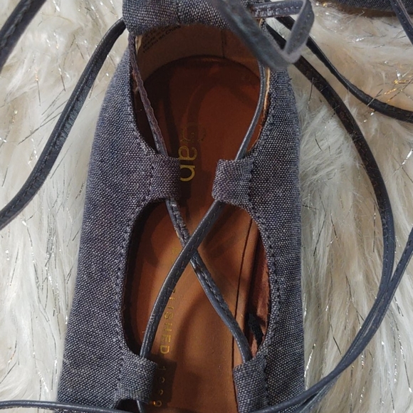 Gap pointed toe flats string ankle size 6.… - Picture 3 of 8